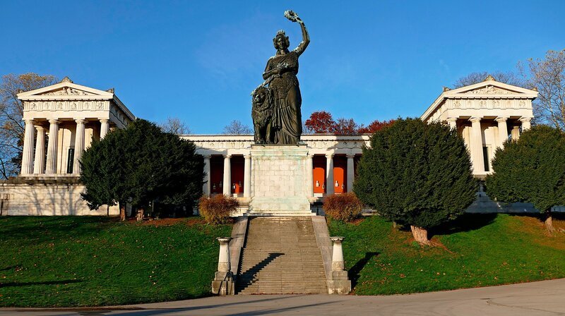 Bavaria mit Ruhmeshalle (1850/​53). Weiteres Bildmaterial finden Sie unter www.br-foto.de. – Bild: BR/​Bernhard Graf