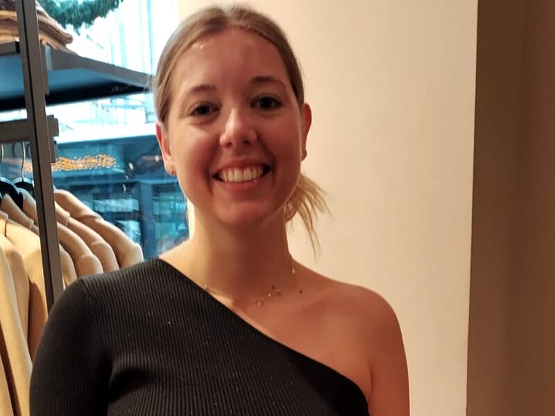 Motto in Braunschweig: Von wegen Fehlkauf! Zeige, dass dein bisher ungetragenes Teil doch ein echter Hingucker ist!, Tag 4: Lea – Bild: RTL /​ Constantin Ent.