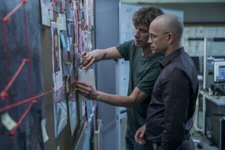 November – Bild: Studio Canal