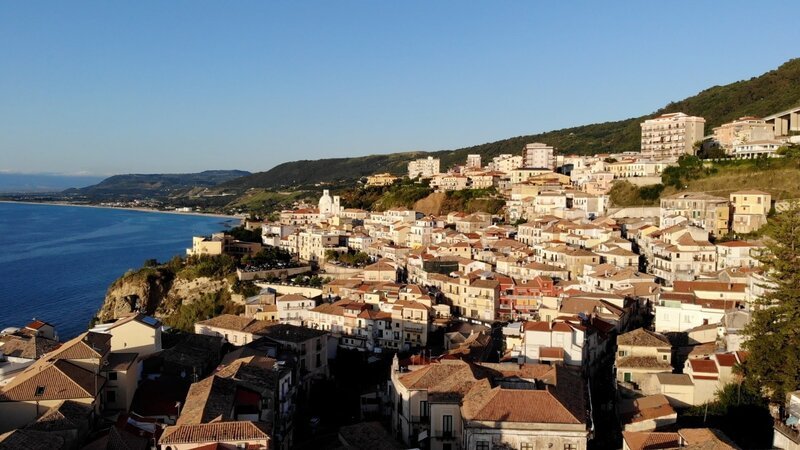 Kalabrien – die italienische Region ist ein „Land zwischen zwei Meeren“. – Bild: 3sat