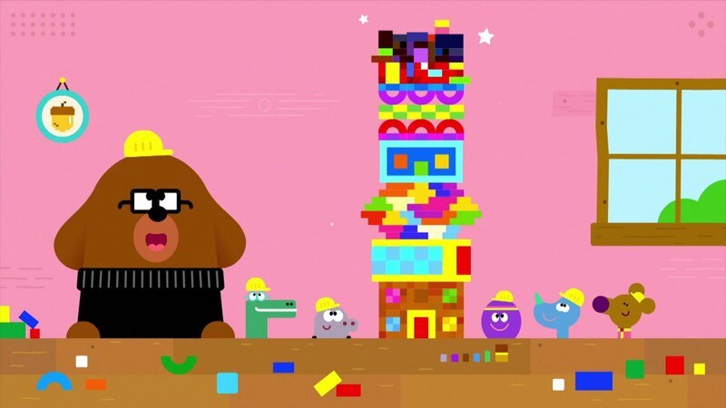 Duggee und die Quirlies entwerfen ein neues Quirlie-Haus. – Bild: WDR/​BBC Studios/​Studio AKA