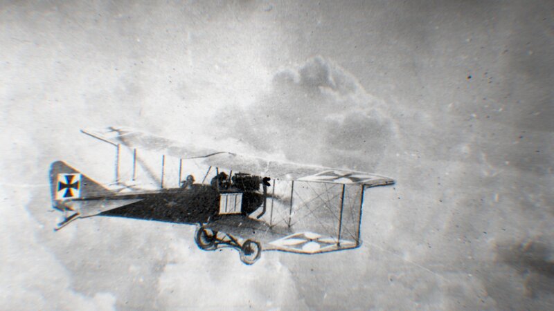 Deutsches Flugzeug der F.F.A30, bei Hudova, Mazedonien 1916/​17 – Bild: THE HISTORY CHANNEL /​ Tvf
