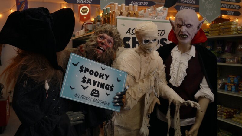 Lynn Loud Sr. (Brian Stepanek, 2.v.l.) – Bild: Nickelodeon