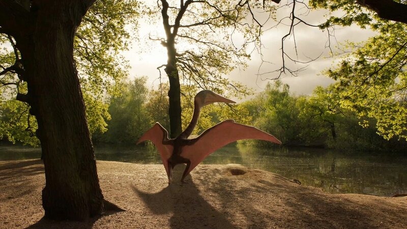 Im weichen Ufersand vergruben die Flugsaurier ihre Eier. – Bild: ZDF und Lola Production /​ BBC
