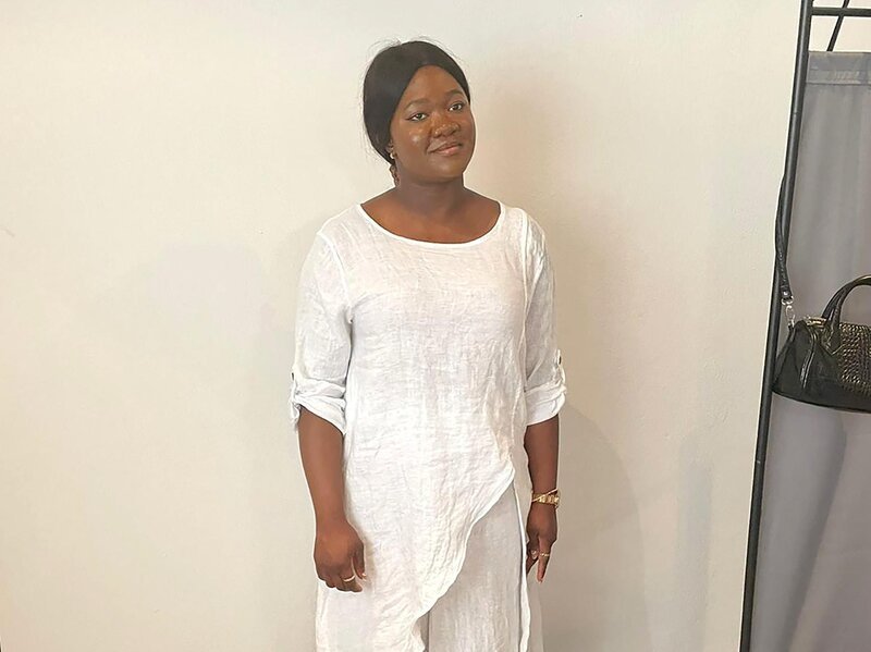 Kandidatin Amara – Bild: RTL /​ Constantin Ent. /​ Tag 1: Amara, Duisburg