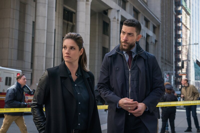 Special Agent Maggie Bell (Missy Peregrym, l.); Special Agent Omar Adom ‚OA‘ Zidan (Zeeko Zaki, r.) – Bild: Michael Parmelee