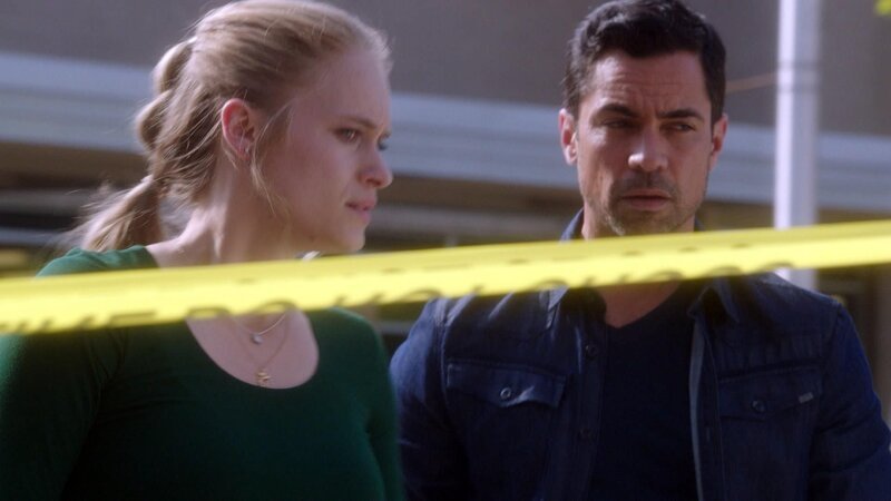 Kick Lanigan (Leven Rambin), Bishop (Danny Pino) – Bild: RTL /​ NBC Universal