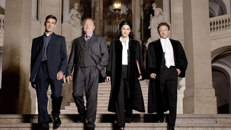11.Staffel: Ein erfolgreiches Team: Kriminalkommissar Bonhoff, Kriminalhauptkommissar Kehler, Staatsanwältin Sturm und Oberstaatsanwalt Kampen (Wolfgang Krewe, Wolfgang Bathke, Mariella Ahrens, Axel Pape, v.li.) – Bild: MG RTL D /​ Stephan Pick