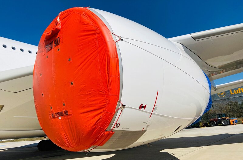 Stillgelegter A380 am Frankfurter Flughafen: Die Corona-Krise hat den Frankfurter Flughafen voll erwischt. – Bild: HR