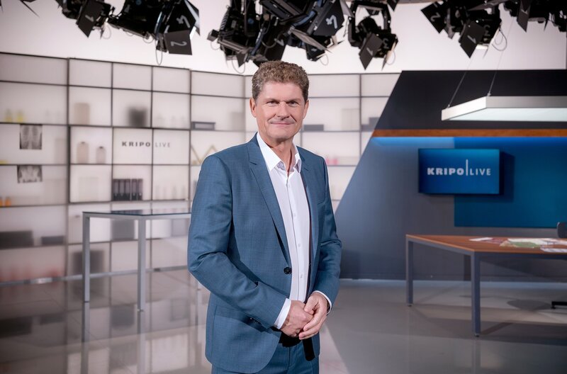 Kripo Live - Moderator Gerald Meyer – Bild: MDR/Andreas Lander / MDR/HA Kommunikation Kripo Live - Moderator Gerald Meyer – Bild: MDR/Andreas Lander / MDR/HA Kommunikation
