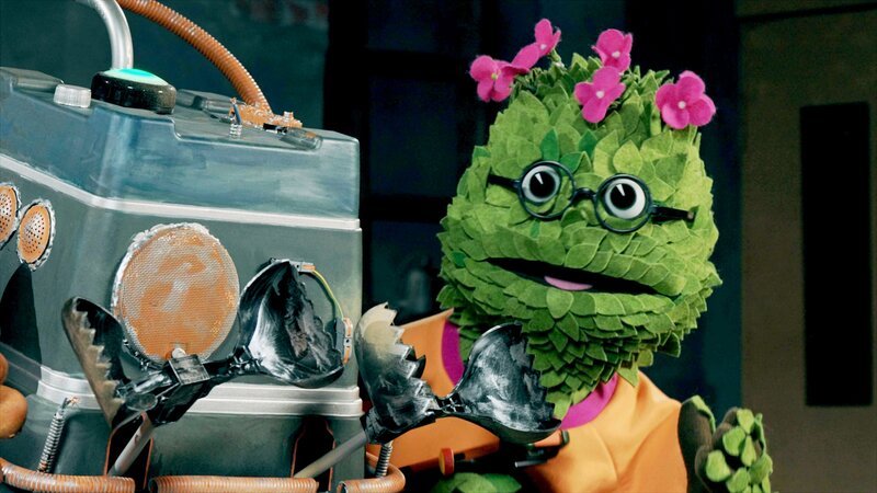 Briegel mit dem „Dos-O-Futsch-und-Quetsch“. – Bild: KiKA/​bumm film GmbH