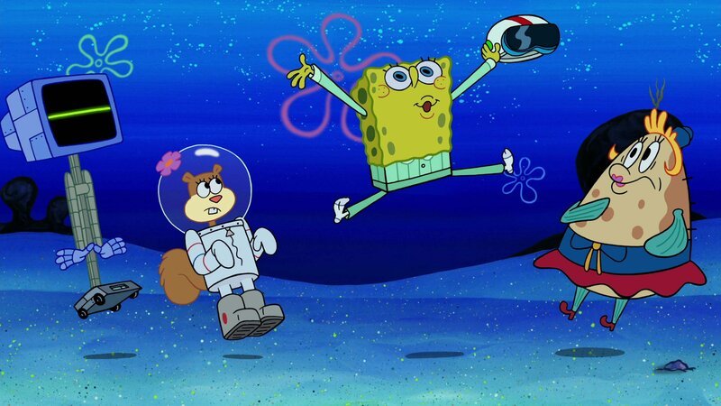 L-R: Karen, Sandy, SpongeBob, Mrs. Puff – Bild: Paramount
