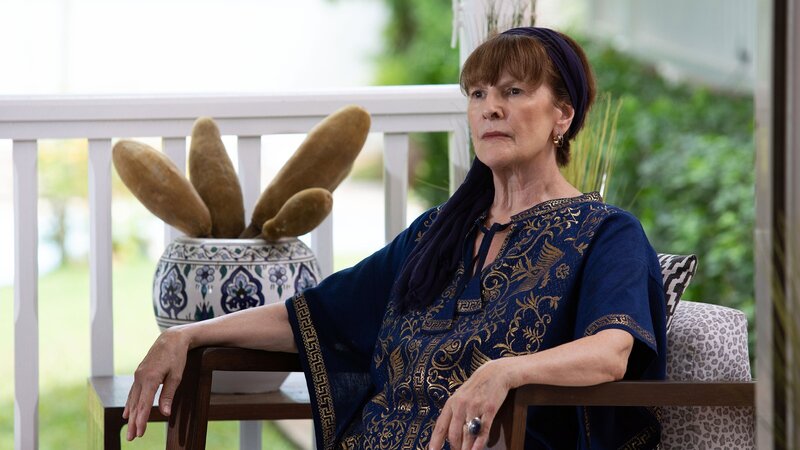 Olivias (Frances Tomelty) Blindheit schützt sie vor einem möglichen Mordmotiv. – Bild: ZDF und Denis Guyenon