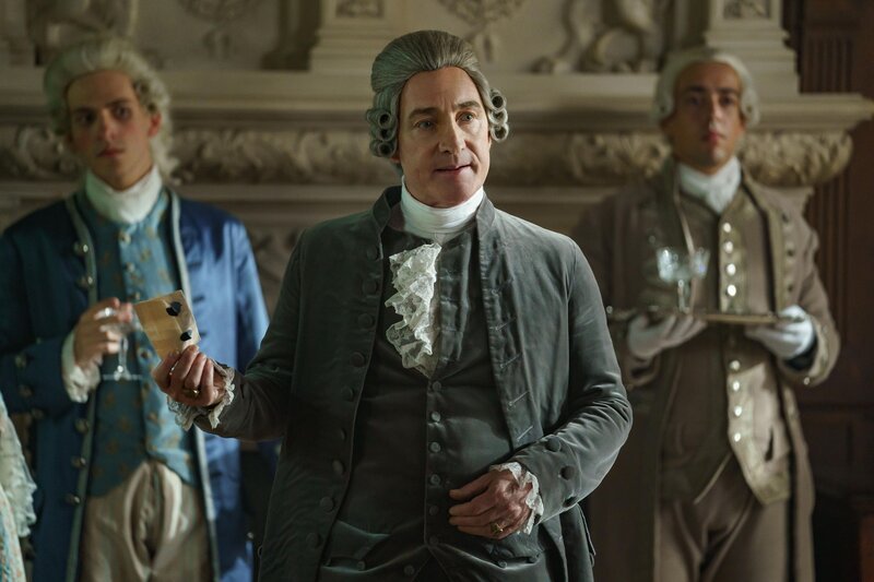 Jean de Merteuil (Michael McElhatton, M.) – Bild: Playground Television Ltd and Lions Gate Television, Inc. /​ Dusan Martincek