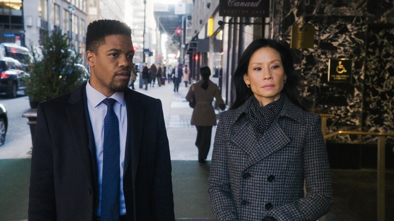 (v.l.n.r.) Detective Marcus Bell (Jon Michael Hill); Dr. Joane Watson (Lucy Liu) – Bild: PLURIMEDIA (CBS Broadcasting, Inc)