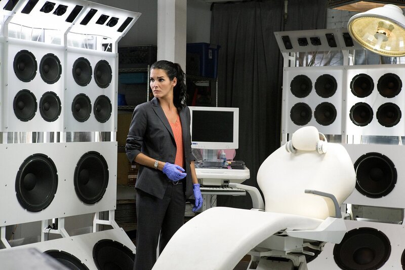 Jane Rizzoli (Angie Harmon) – Bild: PLURIMEDIA (Warner Bros)
