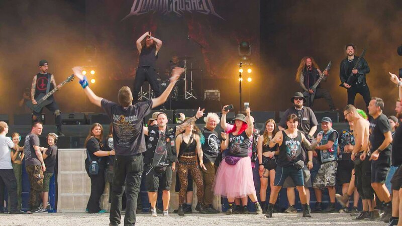 Frauenmangel – laut Niklas in der Metal-Szene ein echtes Problem. – Bild: Dieter Stürmer /​ ZDF