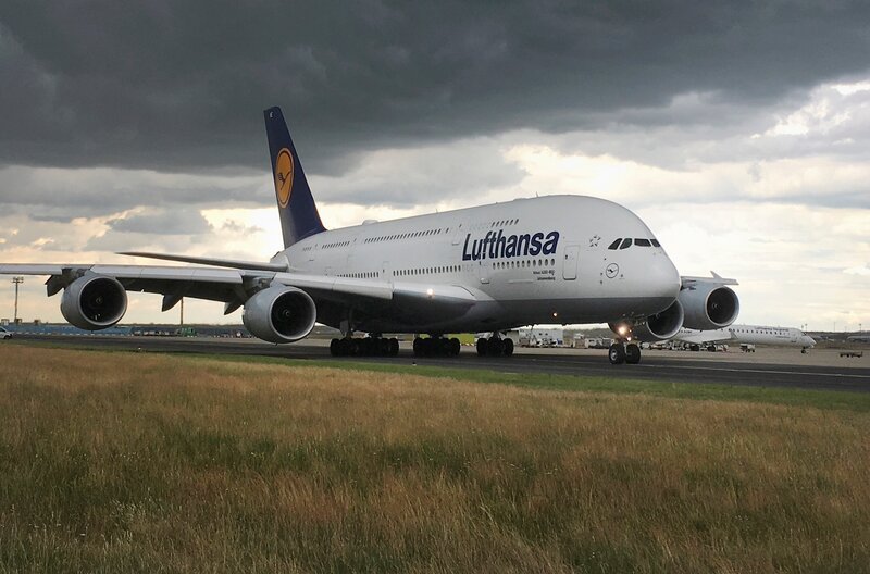 A380 auf dem Frankfurter Flughafen. – Bild: HR/​Andreas Graf