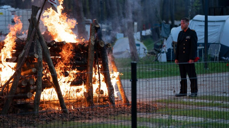 Erik (Manuel Harder) will nur noch Rache. – Bild: ZDF und Syrreal Entertainment/​Karolina Grabowska