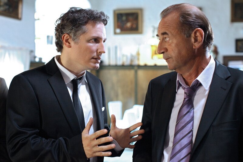 (v.li.): Max Urlacher (Josef Meisner), Dietrich Siegl (Oberst Otto Dirnberger). – Bild: ORF/​SATEL-Film/​Petro Domenigg