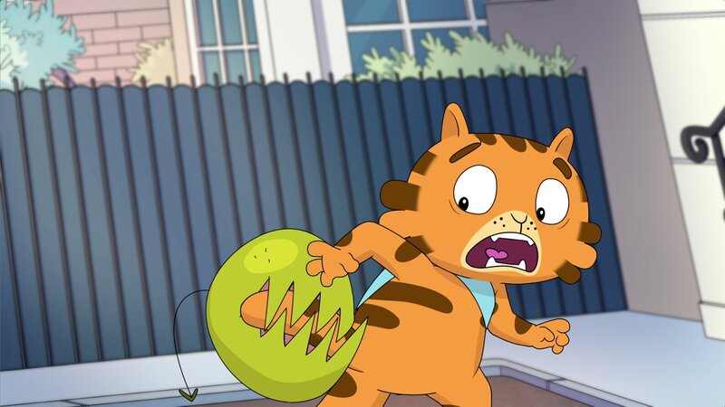 Die Räuberschlingpflanze hat sich in Jean Cat verbissen. – Bild: WDR/​Cyber Group Studios/​KD Productions Toons&Games/​Televisió de Catalunya