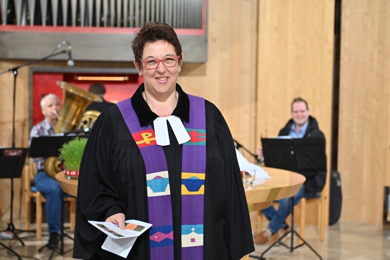 Pfarrerin Sieglinde Pfänder. – Bild: ORF/​epd/​Marco Uschmann