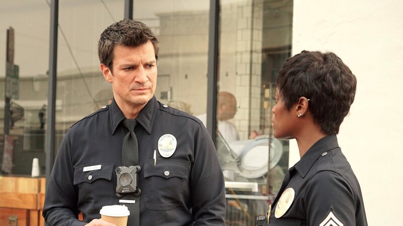 John Nolan (Nathan Fillion) und Talia Bishop (Afton Williamson) – Bild: PLURIMEDIA (Entertainment One)