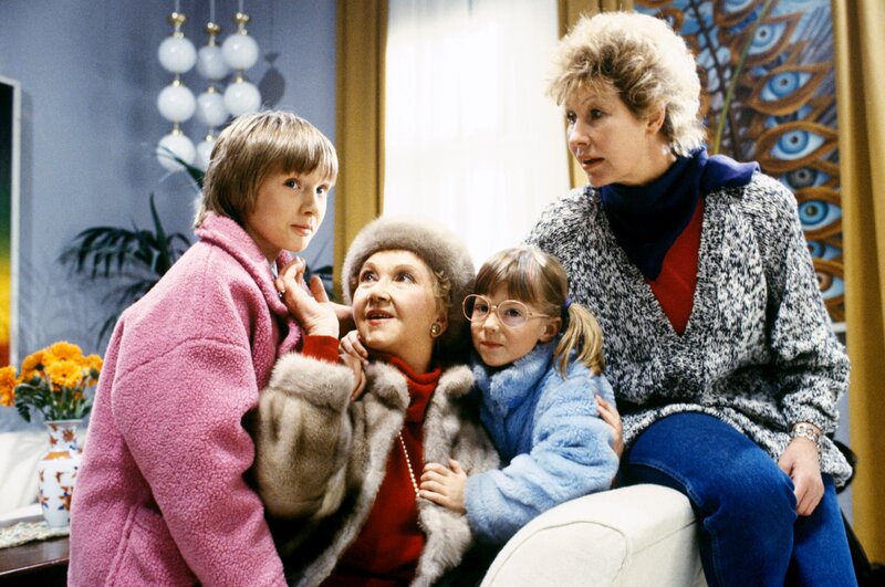 Jasmine Kovacec, Gusti Wolf, Nina Schwarz, Lotte Ledl. – Bild: ORF