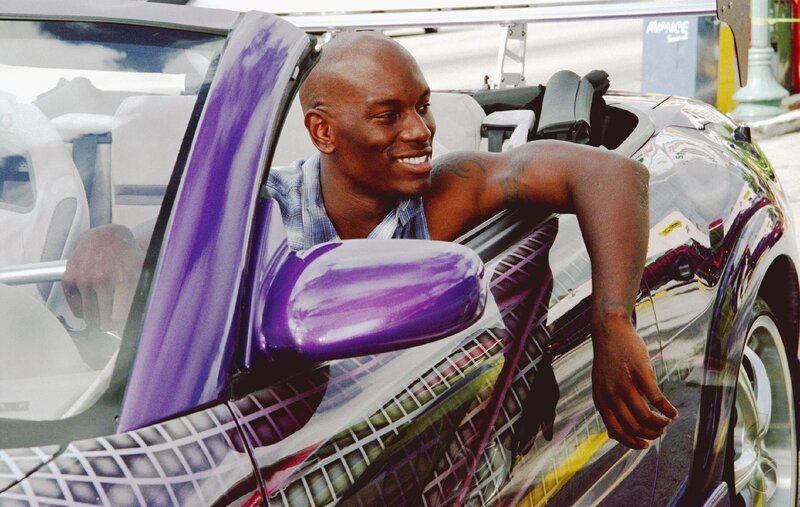 Quid pro quo. Roman Pearce (Tyrese Gibson) hilft dem FBI bei der Überführung eines Drogenhändlers. Im Gegenzug wird seine Strafakte gelöscht. – Bild: RTL NITRO /​ UNIVERSAL