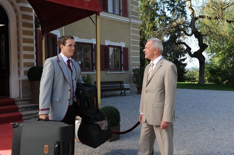 Xaver (Jan van Weyde, l.); Werner (Dirk Galuba, r.) – Bild: Ann Paur