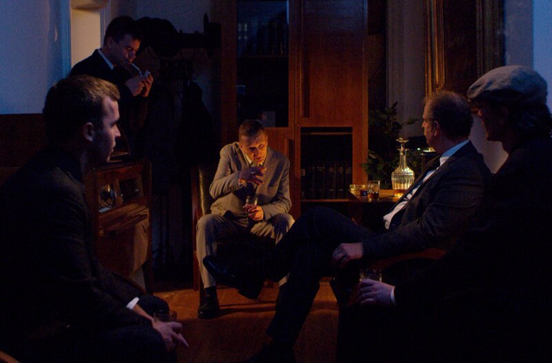 Nachstellung – Penkowskys erstes Treffen mit den alliierten Geheimdiensten. – Bild: phoenix/​Michael Gahut