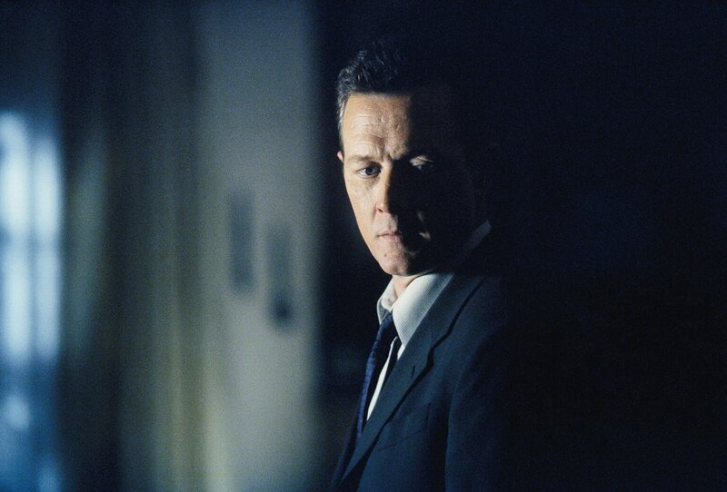 Doggett (Robert Patrick) ist gegen jegliche parapsychologische Anwandlungen gefeit. So gelingt es ihm, einem Jungen mit monströser Vorsehungskraft zu trotzen. – Bild: TM + Twentieth Century Fox Film Corporation