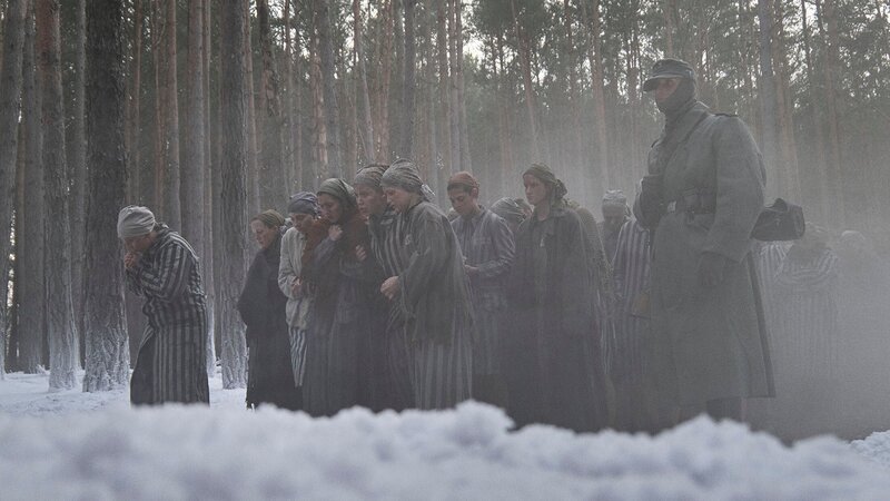 Death March from Auschwitz. January 1945. – Bild: Sky UK Limited.