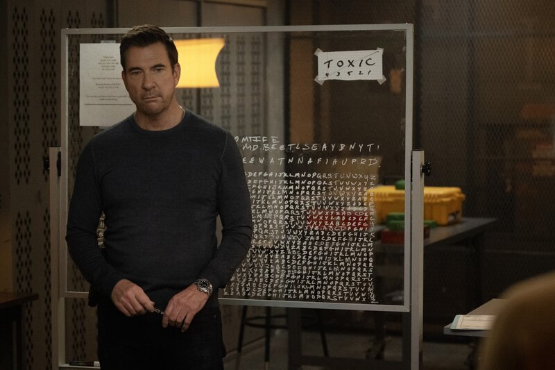 Dylan McDermott als Supervisory Special Agent Remy Scott. – Bild: CBS /​ CBS Broadcasting, Inc.