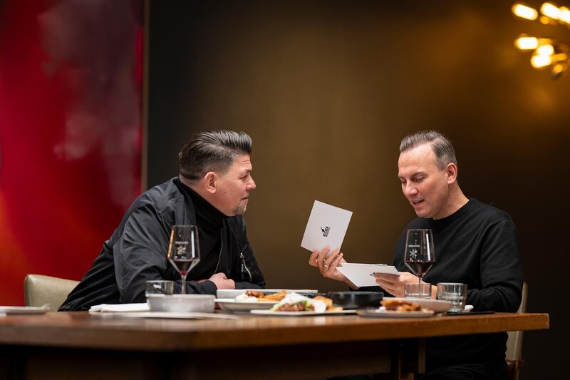 Tim Mälzer vs. Tim Raue – Bild: RTL /​ Markus Hertrich