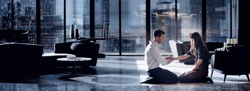 Die Beziehung von Anastasia (Dakota Johnson) und Christian (Jamie Dornan) wird immer wieder auf die Probe gestellt. – Bild: Mediengruppe RTL