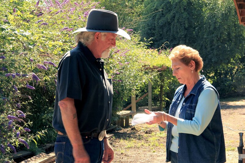 La médium Laurie McQuary et l’enquêteur Rick Steber. – Bild: PLURIMEDIA (National Geographic Channels /​ Story House Productions)