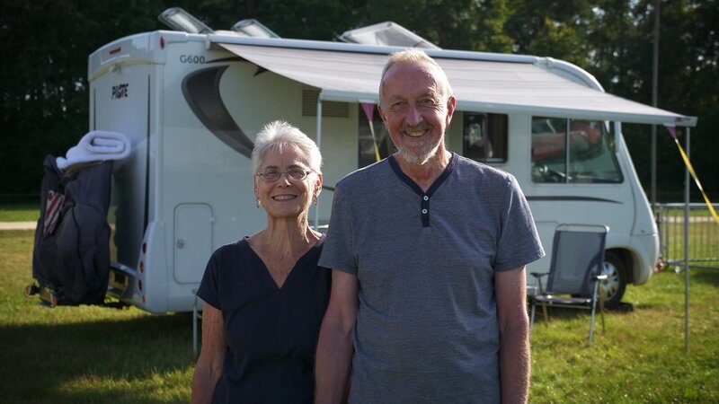 Luxury campers – Bild: Warner Bros. Discovery