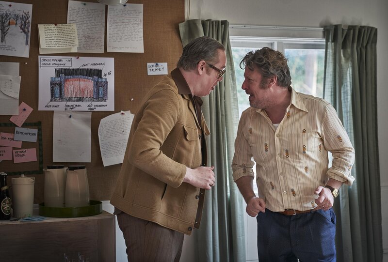 Jørgen Ryg (Esben Dalgaard, l.); Preben Kaas (Anders W. Berthelsen, r.) – Bild: Apple Tree Productions /​ Tine Harden