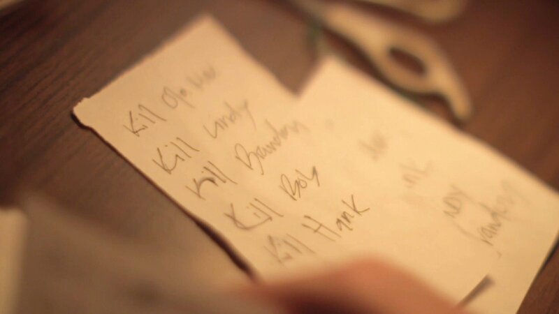 Die Ermordung einer ganzen Familie sorgt für eine Schockwelle in Colorado Springs. Während die ersten Ermittlungen auf einen Amokläufer hindeuten, erkennt Lt. Joe Kenda schließlich, was wirklich hinter den Morden steckt … – Bild: Jupiter Entertainment