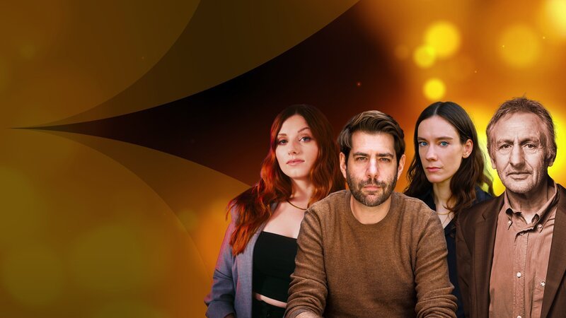 Key Visual/​Cover Sendereihenbild ohne Typo zu „Bayerischer Kabarettpreis 2025“. Ausgezeichnet werden (von links): Lara Ermer, Claus von Wagner, Toxische Pommes und Georg Ringsgwandl. – Bild: BR/​Marvin Ruppert/​Mena Zoo/​Muhassad Al-Ani/​Christian Kaufmann/​Montage: Jürgen Endriss