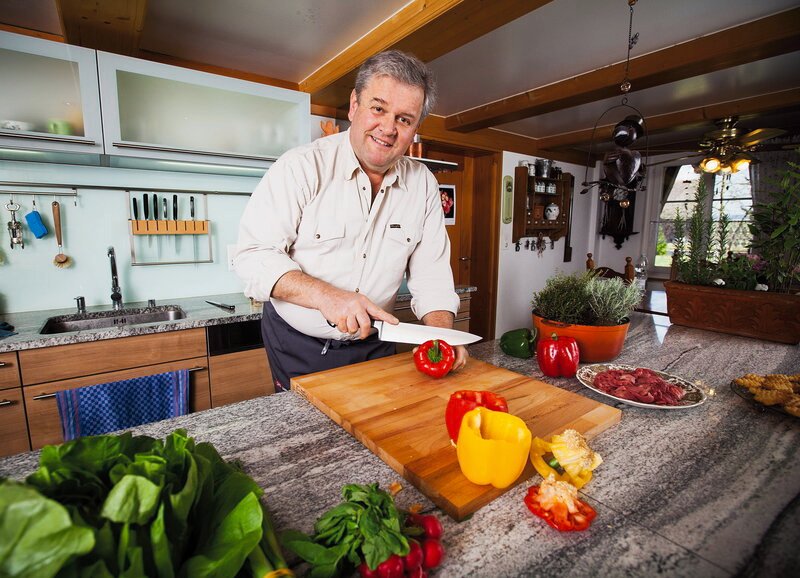 SRF bi de Lüt
Männerküche
Folge 1
Harry Zartl – Bild: SRF2