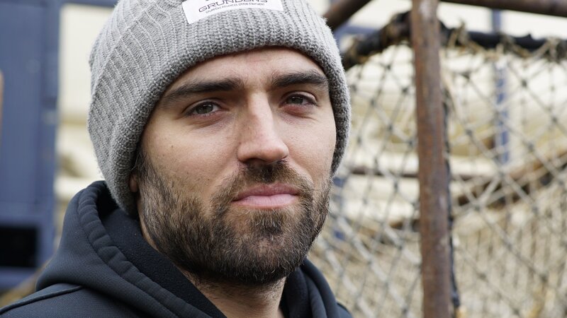 Deckhand Zach Larson of the Brenna A. – Bild: Discovery Communications/​Charlie Beck