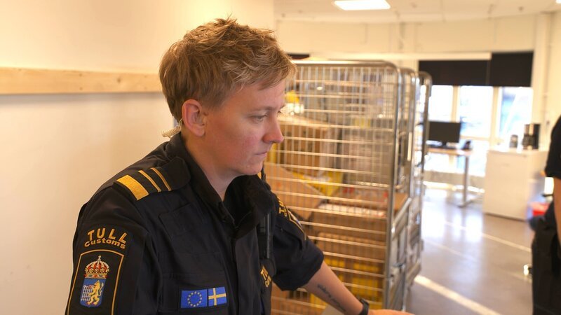 Border Guards in Malmö, Sweden – Bild: Warner Bros. Discovery