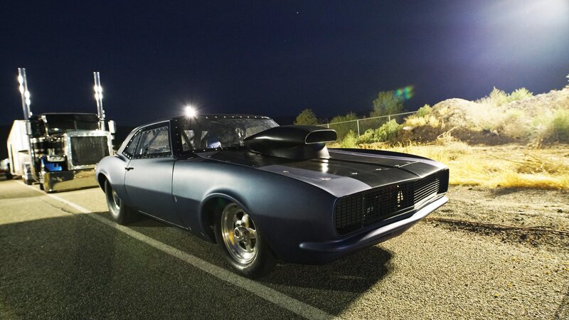 California team driver Aleisha’s car is ready for race night – Bild: Discovery Channel /​ Discovery Communications, LLC