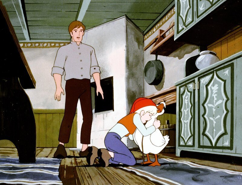 Nils umarmt Martin, den er in letzter Minute vor dem Tod gerettet hat. – Bild: ORF