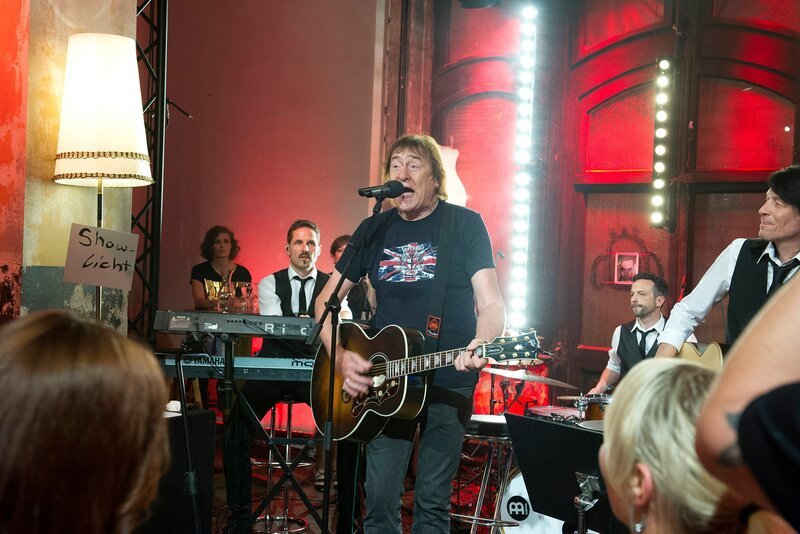 Dieter Birr (Maschine) – Bild: rbb/​MDR/​Axel Berger