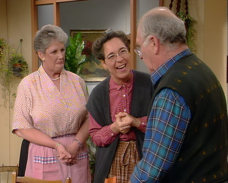 l-r: Barbara Nußbeck (Erna Wassmer), Dora Blinserl (Gerda Steiner), Karl Nußbeck (Peter Steiner) – Bild: Heimatkanal