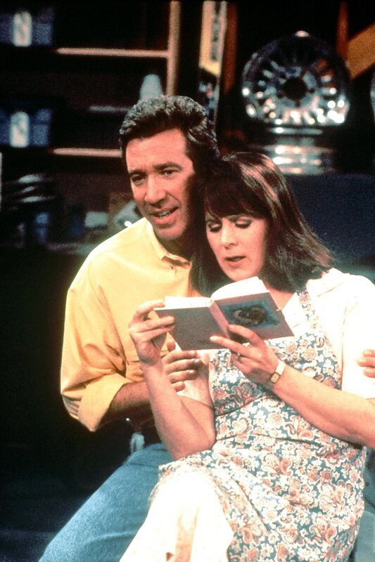 Um seiner Frau Jill (Patricia Richardson) die Handhabung der neu angeschafften High-Tech-Musikanlage zu erleichtern, baut Tim eine vollautomatische Fernbedienung. Aber die funktioniert anders als erwartet … – Bild: RTL