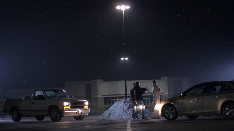 An einem eigentlich friedlichen Weihnachtstag wird der Restaurantbesitzer Donald Ott erschossen. – Bild: Jupiter Entertainment